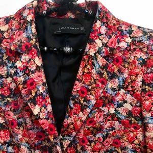 Zara/ women's/ floral/ jacket